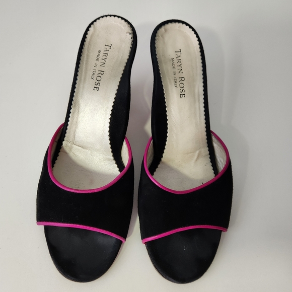 Black,Red & Pink Taryn Rose Suede Leather Heels Size 8.5 - Picture 4 of 14